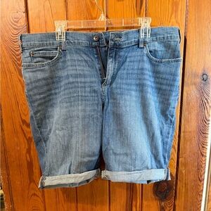 Duluth Trading Co Blue Denim Women's Shorts